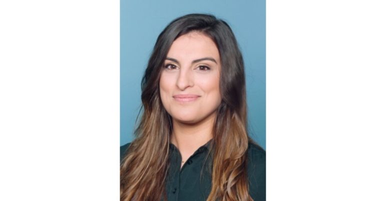 Syma Dawson portrait photograph