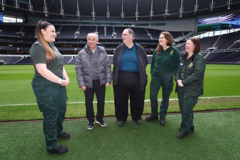 Featured image for Tottenham fan meets legendary Spurs player after London Ambulance saves his life from a cardiac arrest