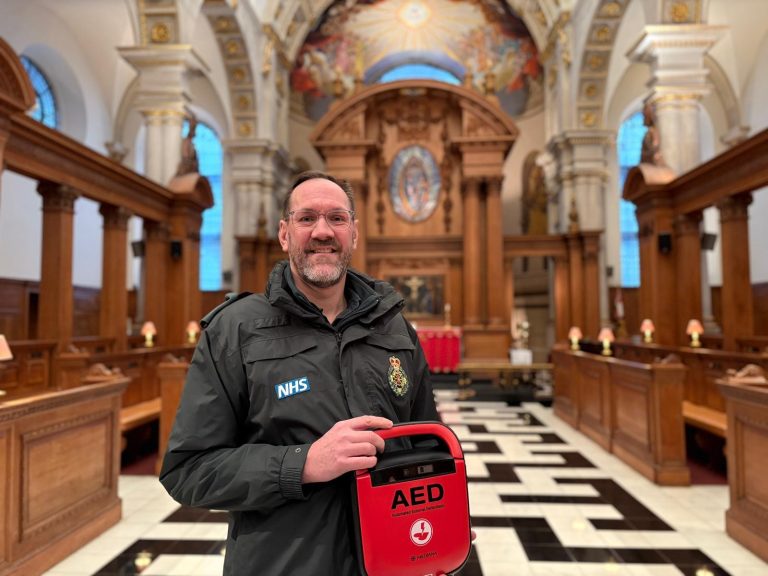 Featured image for Three weeks to go: paramedic calls on capital to join London Ambulance Charity carol service