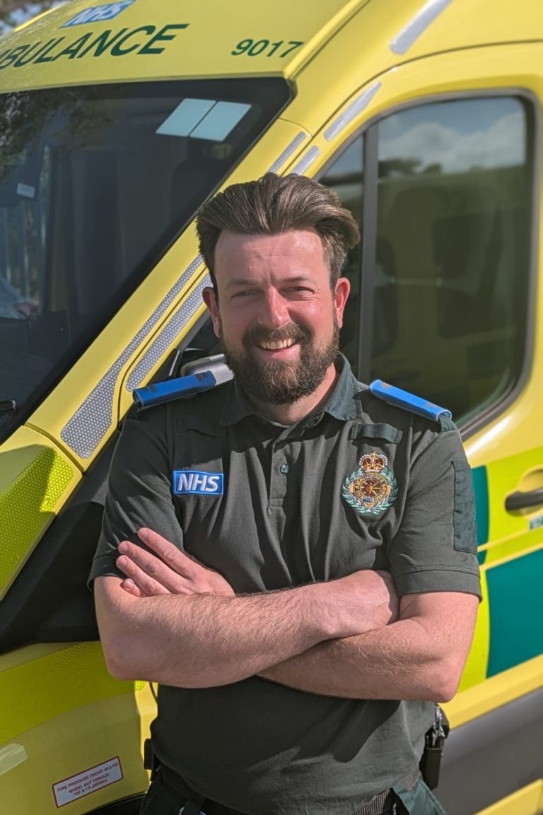 Featured image for London Ambulance Service worker commended after confronting knifeman