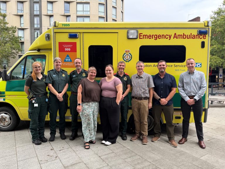 Featured image for Paramedics and police officers reunite with mum who collapsed from cardiac arrest when watching the London Marathon